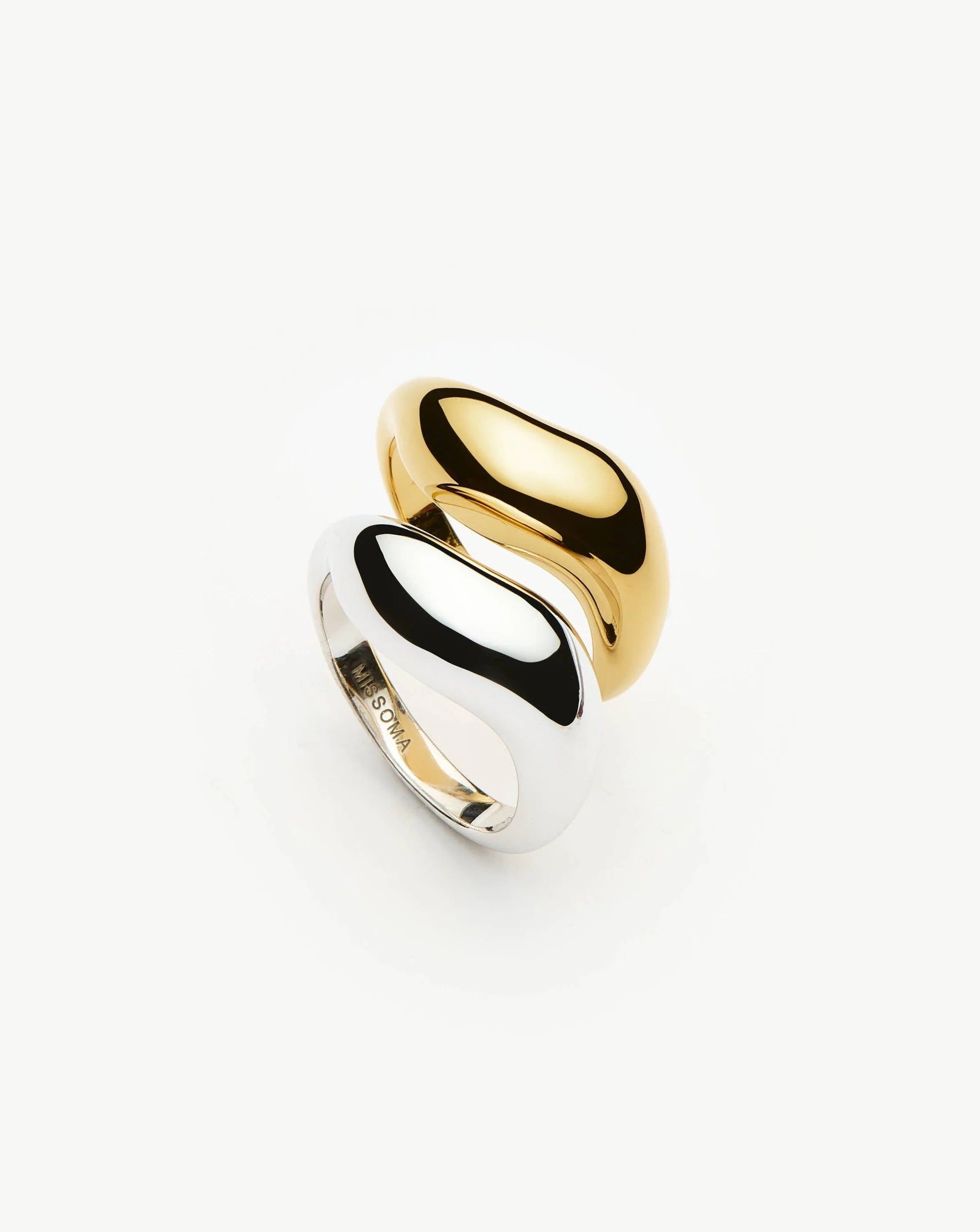 Platinum-Plated Silver Ring with Zircon Inlay